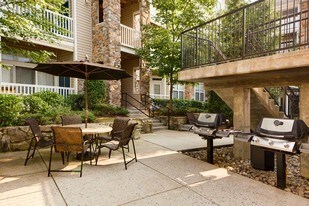 Stone Point Apartments