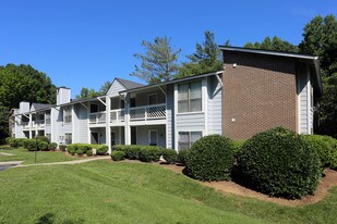 Ashton Oaks Apartments