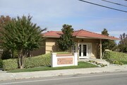 Las Ventanas Apartments