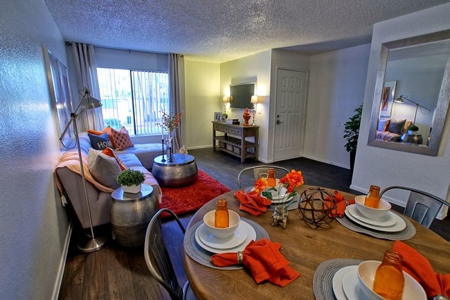Ovation at Tempe Apartment Homes