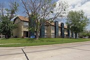 Camden Oaks Apartments
