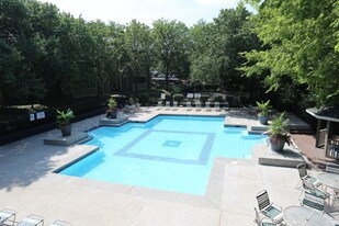 Woodview Apartments