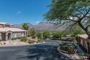 Pinnacle Heights Apartments
