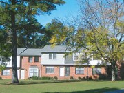 Country Club Apartments