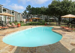 Reserve at Forest Ridge Apartments