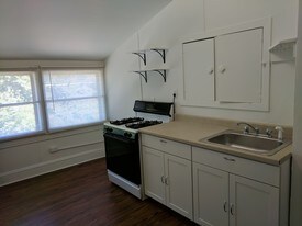 128 E Wayne Ave Easton PA Apartments
