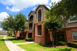 Southwind at Silver Lake Apartments