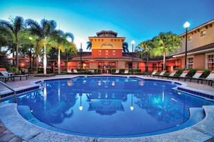 ARIUM Laguna Lakes Apartments
