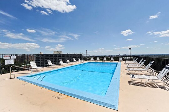 The Carlyle Apartments