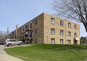Cobblestone Court Apartments
