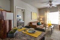 Bosque Crossing Apartments