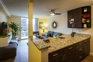 Skyline 1801 Apartments