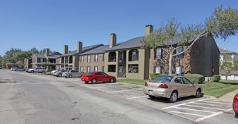 Villas at Waterchase Apartments
