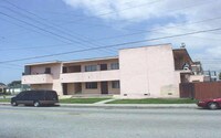 4779 Broadway Apartments