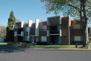 Stonehenge Court Apartments