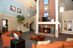 Resort at Lake Crossing Apartments