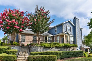 The Highlands at Alexander Pointe Apartments