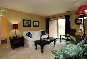 Westwinds Apartments