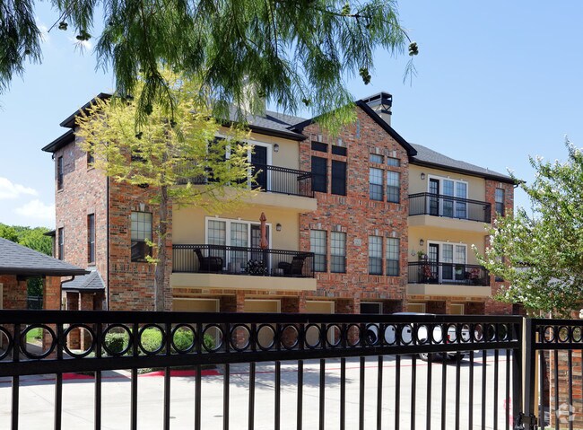Villas At Parkside Apartments