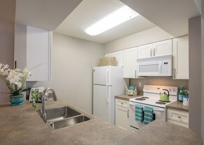 Parkwood Apartment Homes
