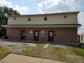 331 Cavitt Ave Trafford PA Apartments