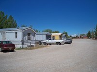 1205 Swanson Cir Apartamentos