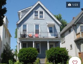 2955 N Fratney St Milwaukee WI Apartments