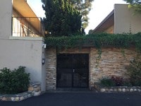 Touchwood / Del Mar Apartments