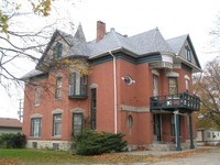 109 E Lane St Apartments