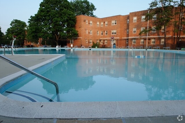 Queenstown Apartments