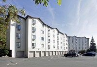 Hilltop Manor Apartments
