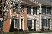 Elmtree Townhouse Apartments