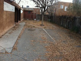 1208 Candelaria Rd NW Albuquerque NM Apartments