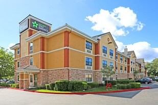 Furnished Studio – Stockton - Tracy Apartments