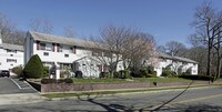 10 Smithtown Blvd Apartments