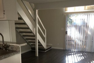 1677 Maple Ave Solvang CA Apartments