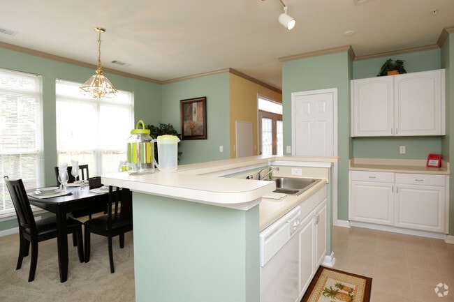 Broadlands Apartments