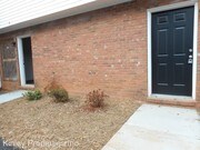 2 Bedroom Single-Family Home for Rent $725