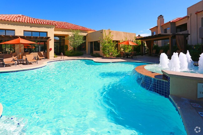 The Legends at La Paloma Apartments