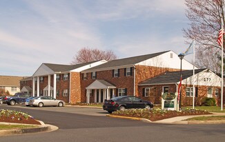 Mapleton Square Apartments