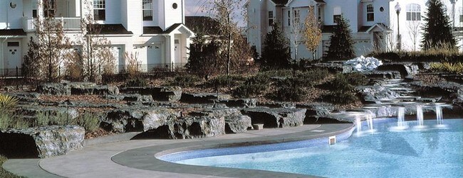 The Pointe at Adams Ridge Apartments