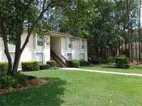 Creekwood Apartments