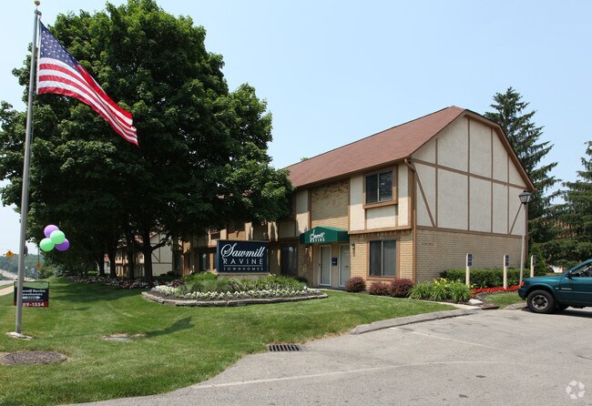 Sawmill Ravine Townhomes Apartments