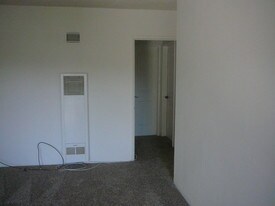 3058 Luna Dr Ventura CA Apartments