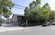 Rosa Crest Studio Apartments