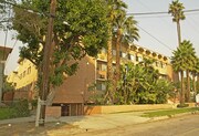 Hollywood Pointe Apartments