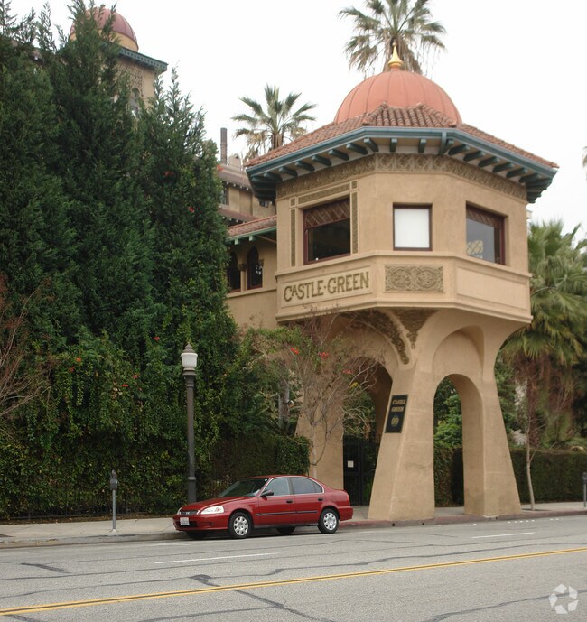 Historic Castle Green Hotel & Apartments Rentals Pasadena, CA