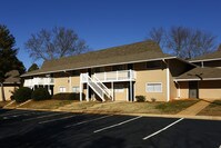 Autumn Ridge At Stone Mountain Apartments