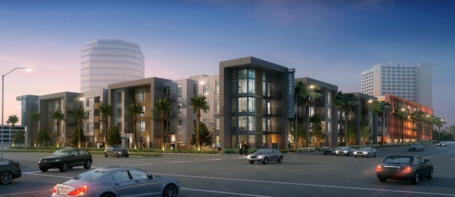 AMLI Uptown Orange Apartments