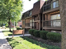 5801 Woodson Rd Mission KS Apartments